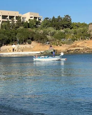 Ξενοδοχείο με διαμερίσματα Thalia Bloom